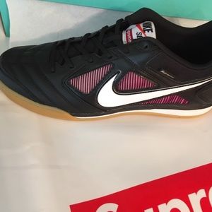 Supreme x Nike SB’s